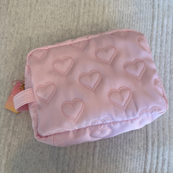 Pink Heart Patterned Pouch - Picture 1 of 13